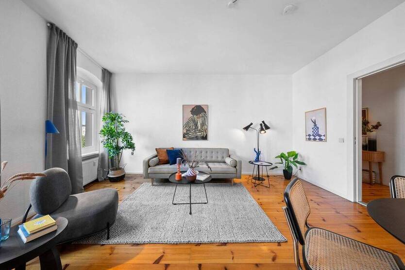 ***BEZUGSFREI: Charmante AltbauWohnung im Prenzlauer Berg***