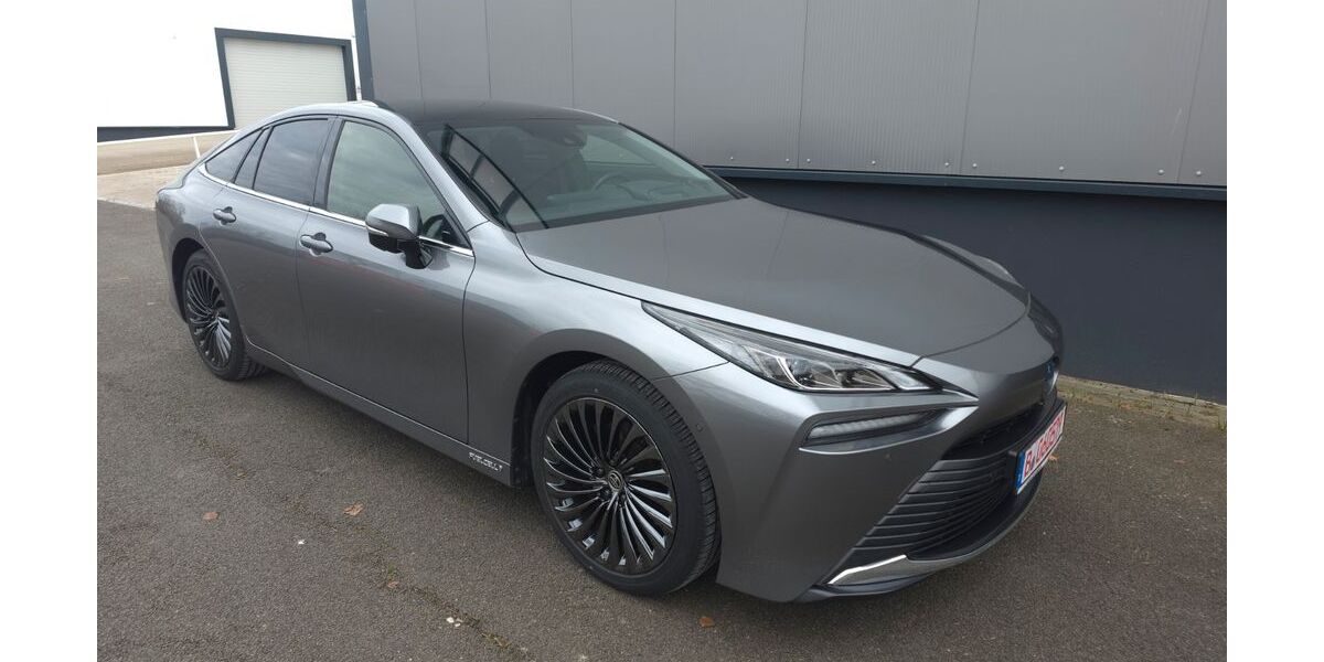 Toyota Mirai 4.000 km 22.900 &euro; Blankenfelde-Mahlow bei BERLIN 15831