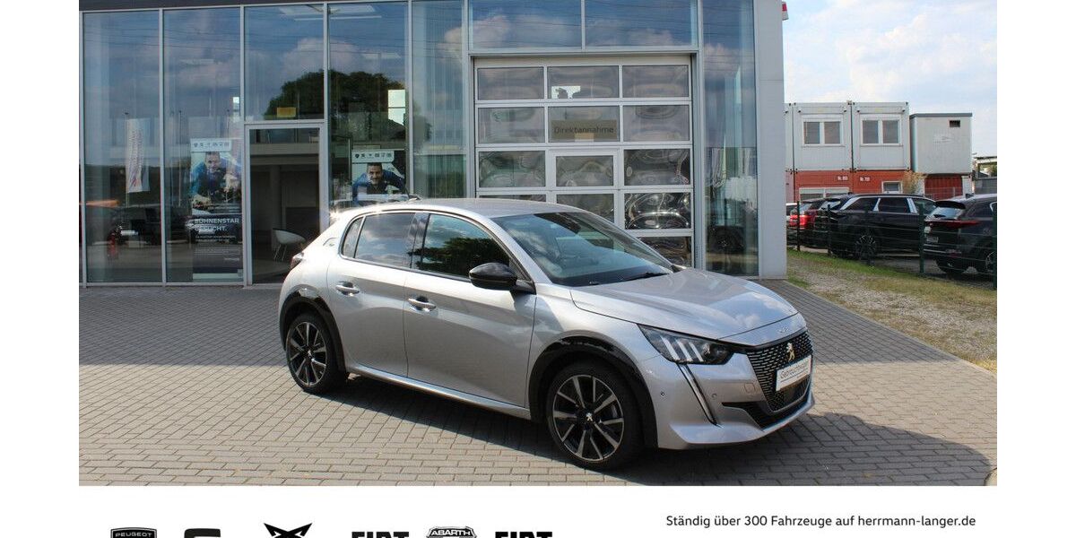 Peugeot 208 29.678 km 17.995 &euro; Potsdam 14482