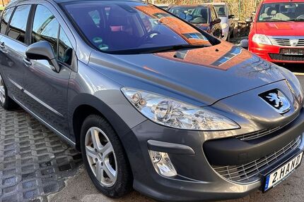 Peugeot 308 126.000 km 3.980 &euro; Berlin 13403