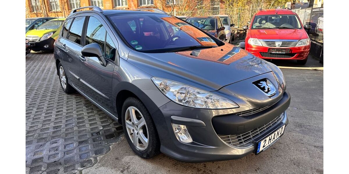 Peugeot 308 126.000 km 3.980 &euro; Berlin 13403