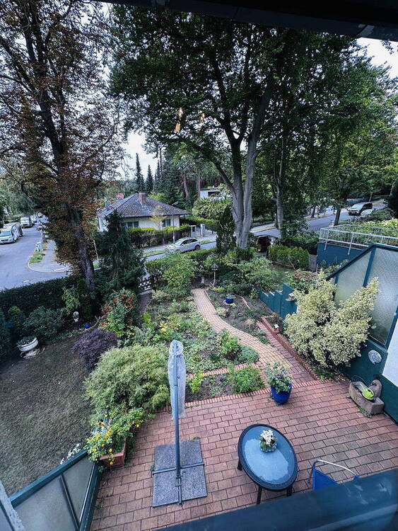 Gepflegtes Reihenmittelhaus in Wannsee mit Garten und Garage