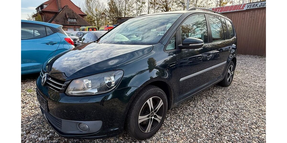 VW Touran 216.800 km 3.990 &euro; Berlin 13597