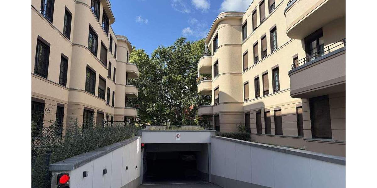 Neubauwohnung mit Dachterrasse, Jacuzzi & Tiefgarage in Bestlage von Potsdam 3 zimmer