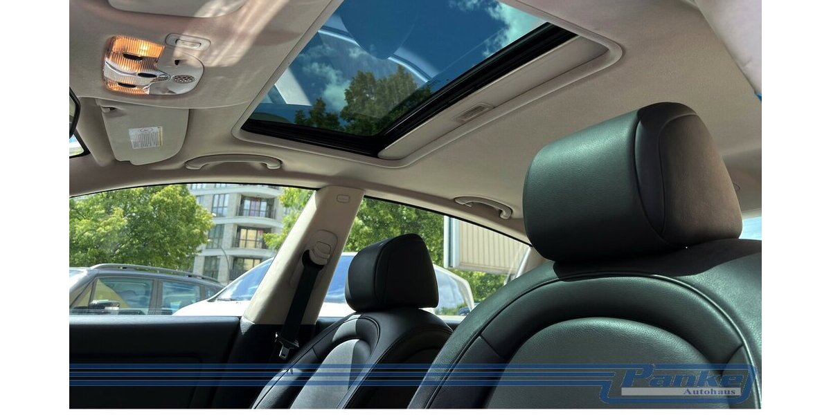 Citroen C6 Pallas*Pano*HUP*Leder*JBL*SHZ*MultiL*PDC* 157.074 km 7.990 € Berlin 13187