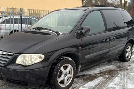 Chrysler Voyager 215.219 km 1.499 &euro; Blankenfelde-Mahlow 15827