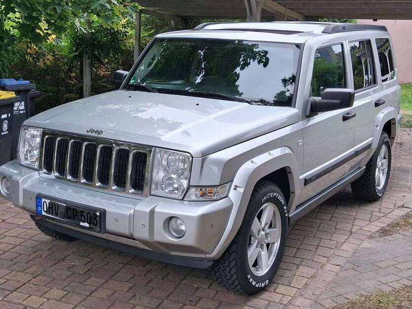 Jeep Commander 181.000 km 12.000 € Oberkrämer 16727
