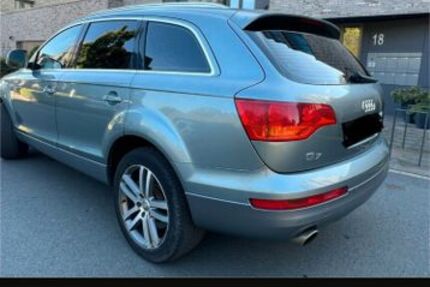 Audi Q7 297.000 km 6.800 € Berlin 13583