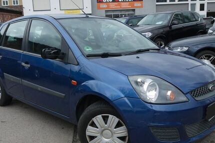 Ford Fiesta 205.000 km 999 &euro; Berlin 12439