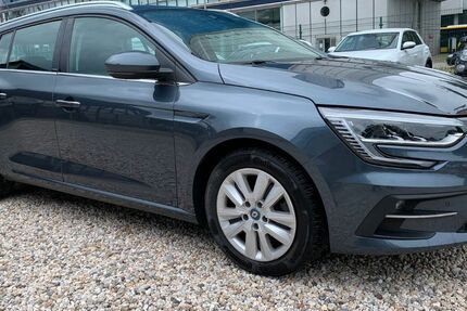 Renault Megane 73.898 km 14.999 &euro; Berlin-Spandau 13597