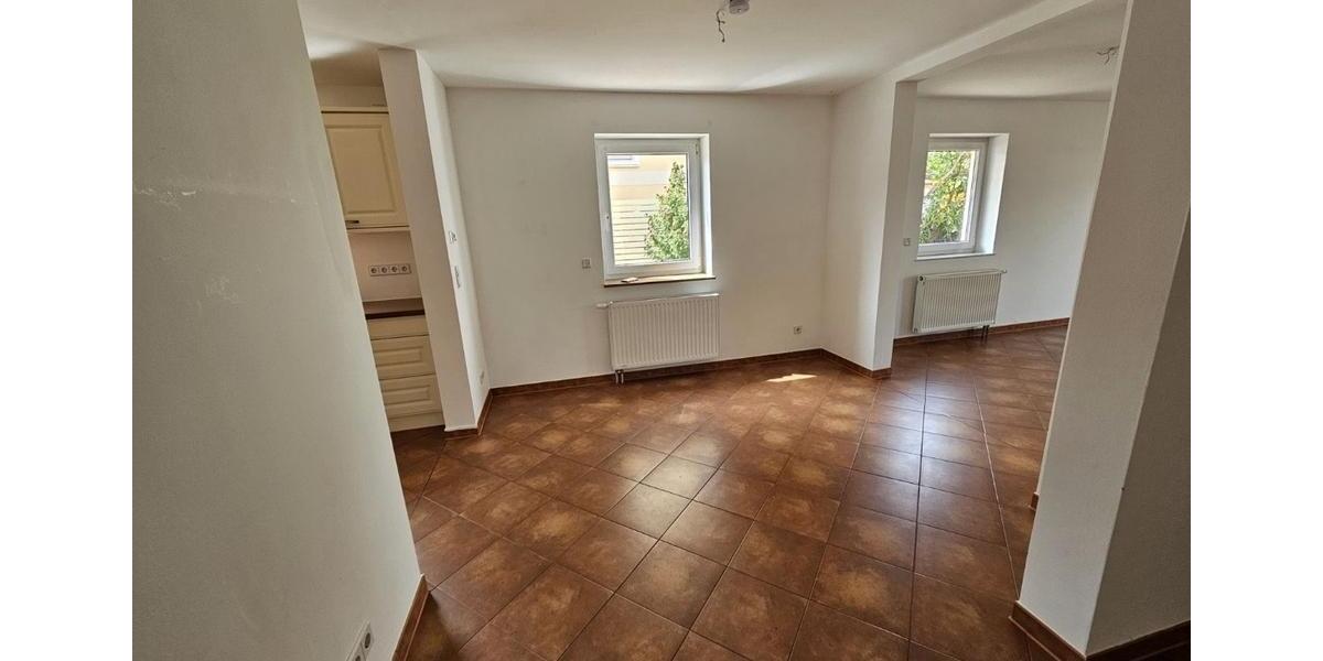 Neuwertige Doppelhaushälfte mit 4 Zimmern 4 zimmer