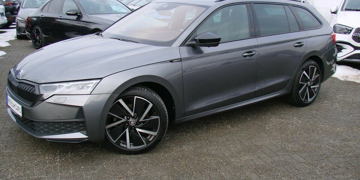 Skoda Octavia 2.0TDi Sportline LED 360º Canton HUD 39.383 km 30.980 &euro; Falkensee 14612