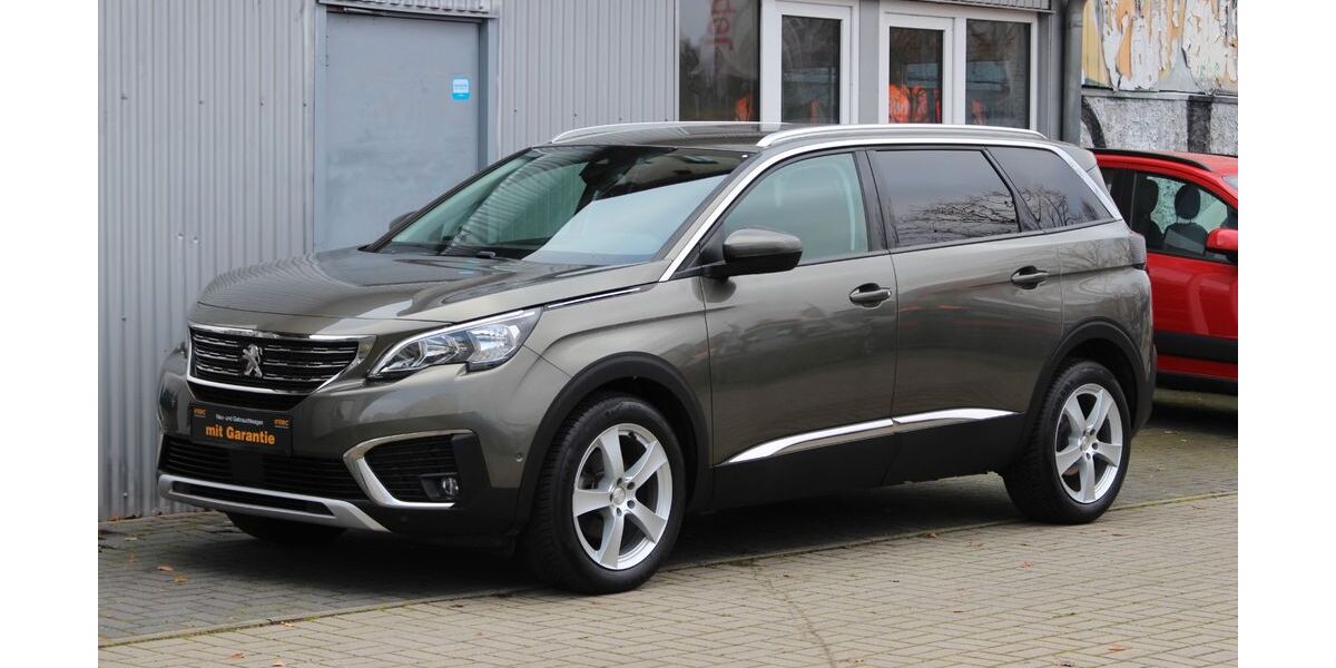 Peugeot 5008 127.705 km 13.490 € Berlin 13089