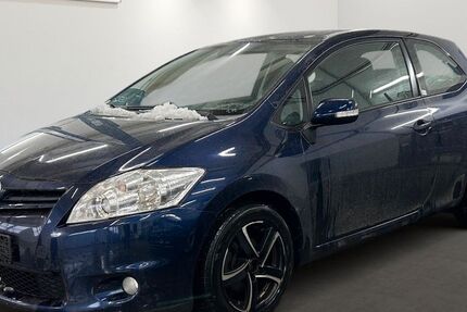 Toyota Auris 144.414 km 2.999 &euro; Berlin 12681