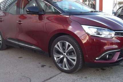 Renault Scenic 43.800 km 12.999 &euro; Berlin 12277