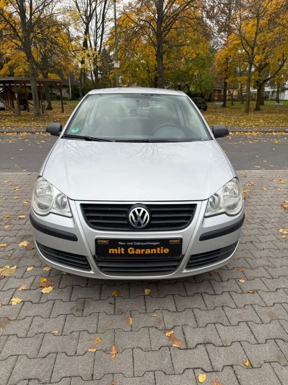 VW Polo 158.000 km 2.700 € Berlin 12309