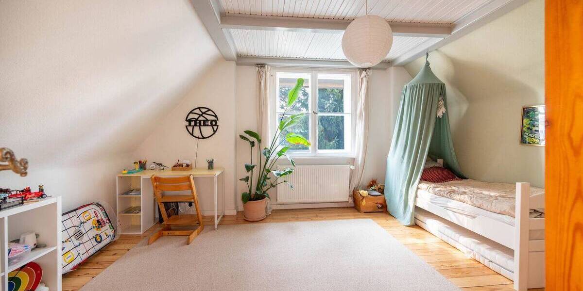 Einfamilienhaus Stahnsdorf Güterfelde - 6 Zimmer, 170 m&sup2;, 850.000&euro; | Angebot:26068982