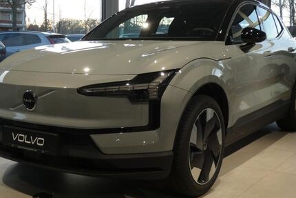 Volvo EX30 13.000 km 31.990 &euro; Berlin Tegel 13509