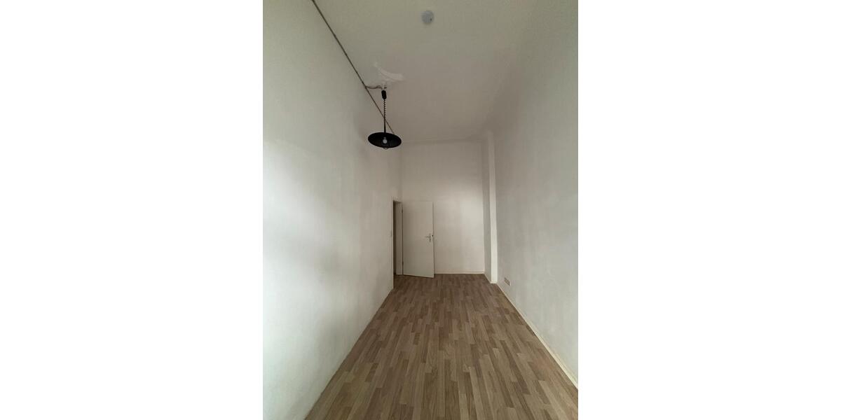 Erdgeschoßwohnung Berlin Charlottenburg-Wilmersdorf - 3 Zimmer, 50 m&sup2;, 1.500&euro; | Angebot:26272612