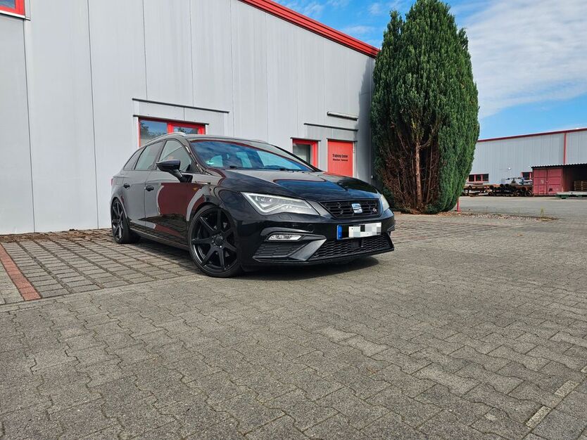 Seat Leon 160.000 km 12.500 € Nauen 14641