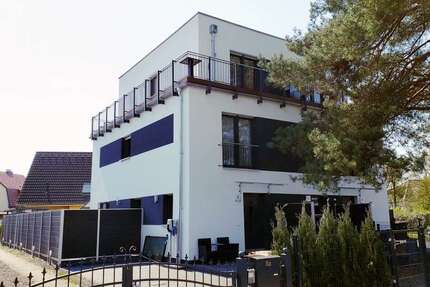Haus Berlin Kaulsdorf - 5 Zimmer, 165 m&sup2;, 2.190&euro; | Angebot:26877923