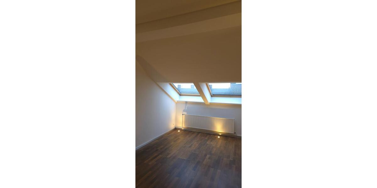 Dachgeschoßwohnung Berlin Mitte - 3 Zimmer, 141 m&sup2;, 846.000&euro; | Angebot:25333399