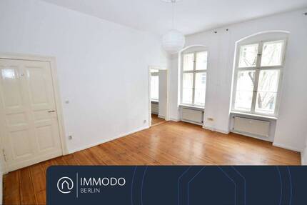 ?? Altbau Studio am Bayrischen Platz - Charmante 1 Zimmer Wohnung mit hohen Decken