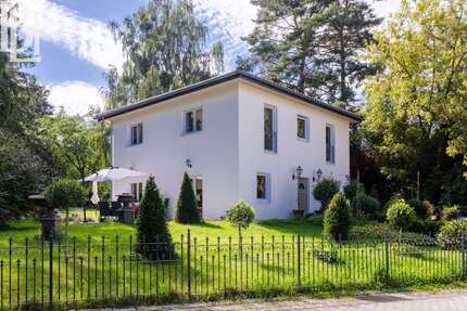 Haus zum Kaufen in Potsdam 1.099.000 € 147.02 m² 4 zimmer