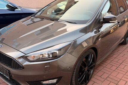 Ford Focus 103.000 km 12.600 &euro; Berlin 12355