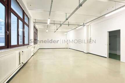 Halle in Berlin 1.818 € 101 m²