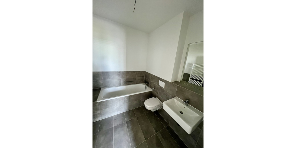 Etagenwohnung Berlin Spandau - 4 Zimmer, 90 m&sup2;, 1.994&euro; | Angebot:25820483