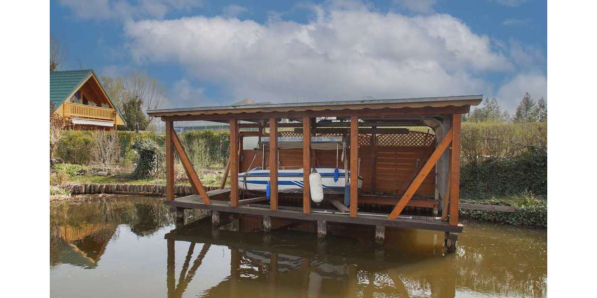 Wohntraum am Wasser! EFH mit eigenem Bootsanlegesteg direkt an der Havel! 3 zimmer