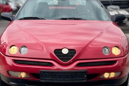 Alfa Romeo Spider 162.000 km 2.990 &euro; Berlin 12043
