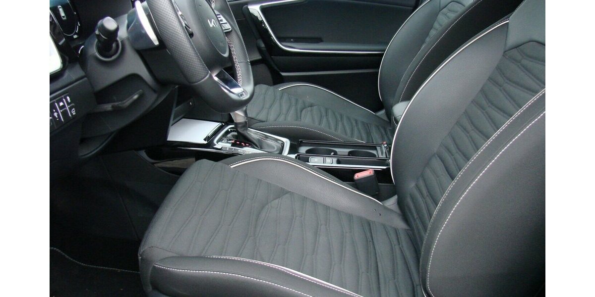 Kia Ceed SW 1.5 T-GDi GT Line ACC LED 2.600 km 25.980 &euro; Falkensee 14612