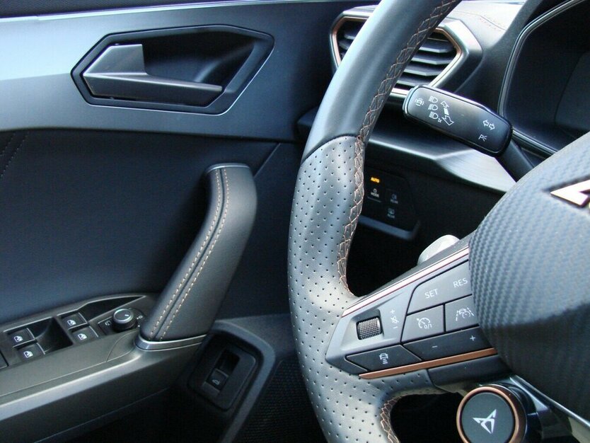 Formentor VZ 4Drive ABT 2.0TSI 360° ACC Pano Beats