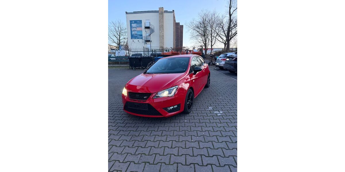 Seat Ibiza 123.825 km 7.200 &euro; Berlin 10997