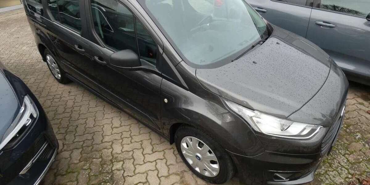 Ford Transit Connect 61.900 km 15.990 € Berlin / Tegel 13509