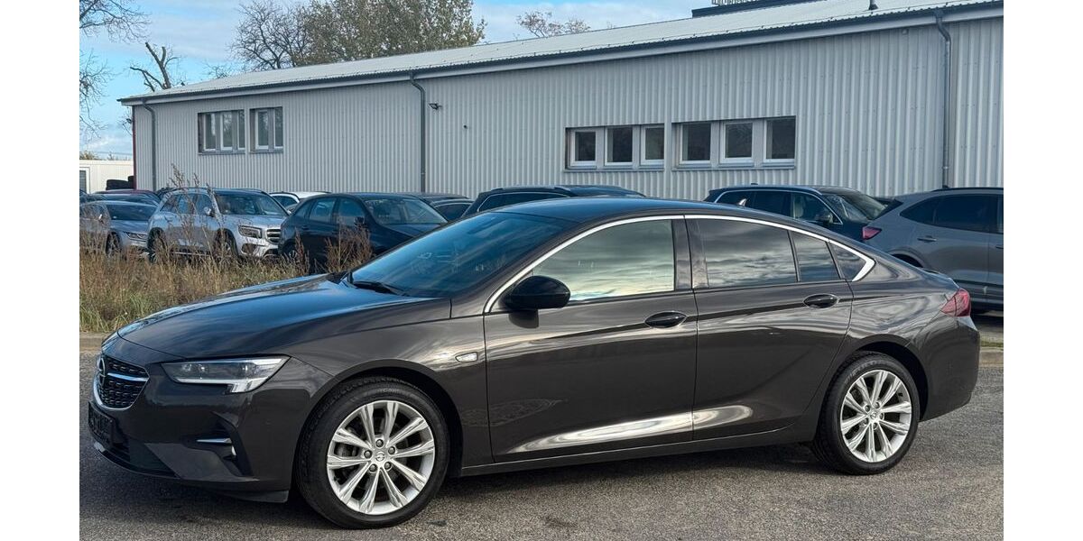Opel Insignia 92.000 km 16.290 &euro; Blankenfelde-Mahlow 15827