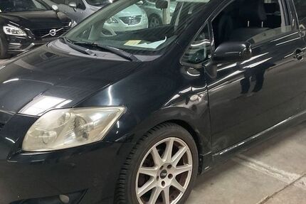 Toyota Auris 200.000 km 3.999 &euro; Berlin 13405