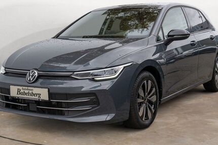 VW Golf 33.313 km 24.890 € Potsdam 14482