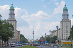 LICHTDURCHFLUTETE DACHGESCHOSSWOHNUNG MIT AUFZUG UND TERRASSE IN BEGEHRTER KIEZLAGE! - Dachgeschoßwohnung Berlin Friedrichshain | Angebot:26854784