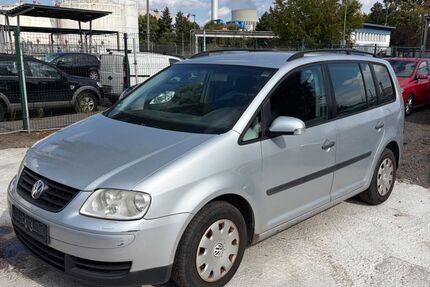VW Touran 312.000 km 980 &euro; Berlin 10585