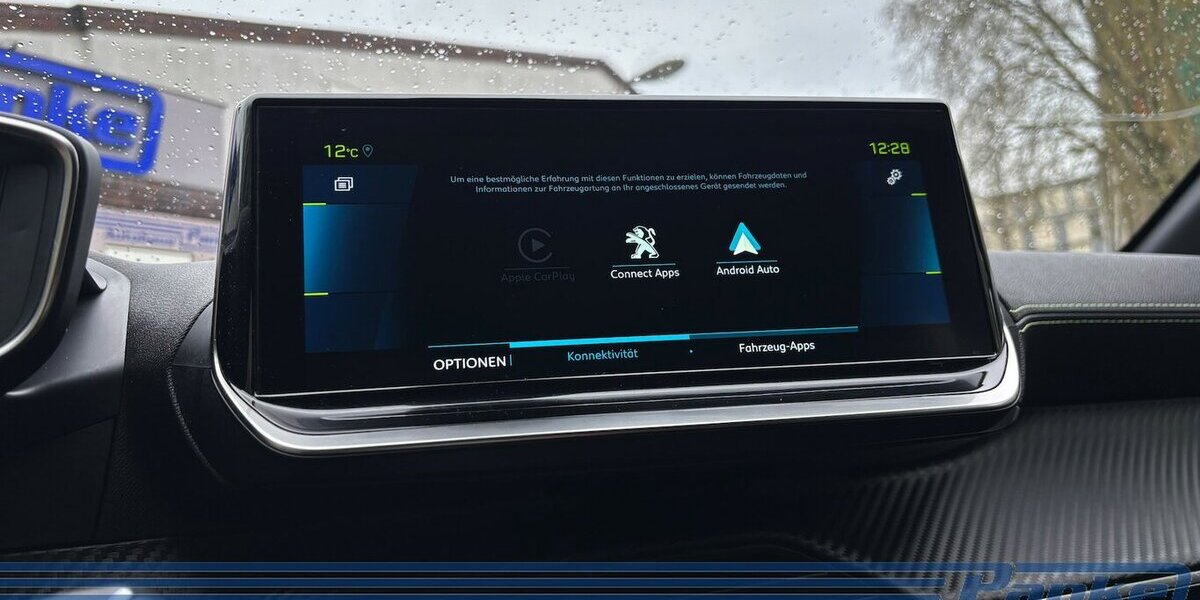 Peugeot 208 e - GT EAT*NAV*360°*Pano*TotW*LED*ACC* 165.635 km 11.890 &euro; Berlin 13187