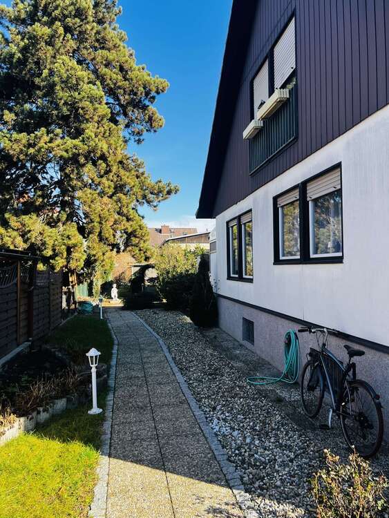 Haus zum Kaufen in Berlin 980.000 € 310 m²
