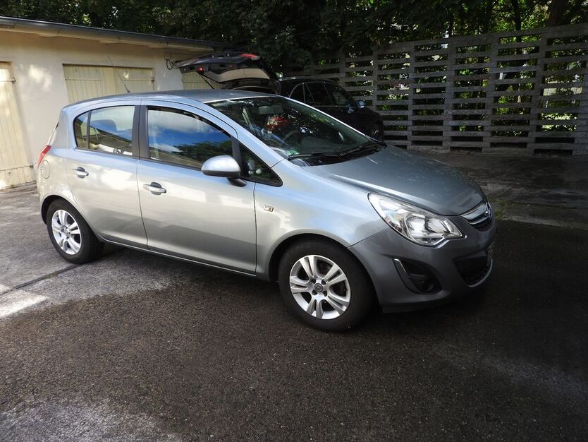 Opel Corsa 75.500 km 4.900 € Brandenburg 14770