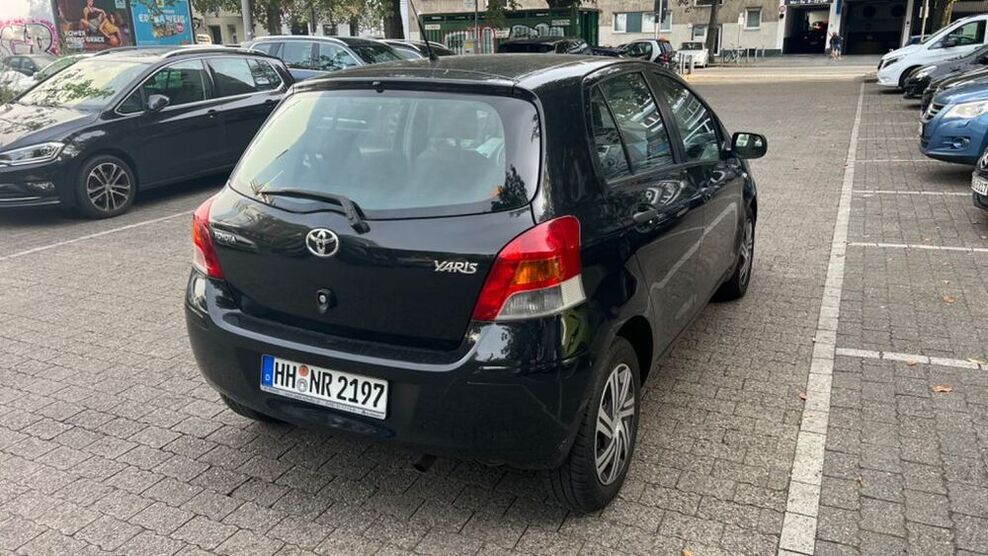Yaris