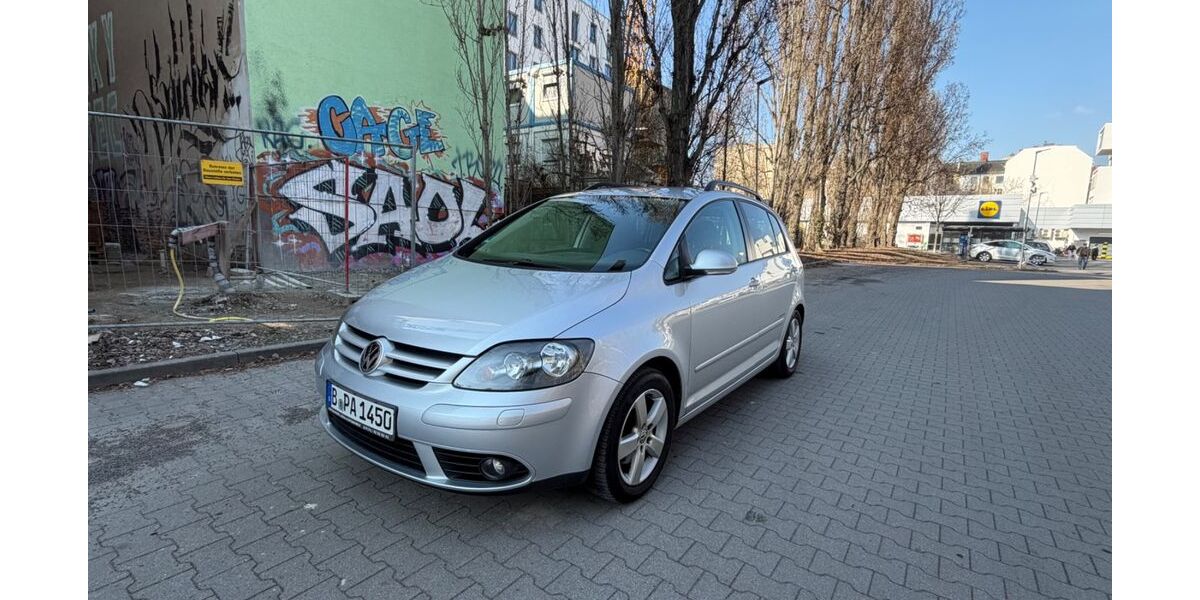 VW Golf Plus 102.600 km 5.200 &euro; Berlin 13357