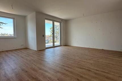 Wohnung Nauen - 3 Zimmer, 81 m&sup2;, 1.375&euro; | Angebot:26364951