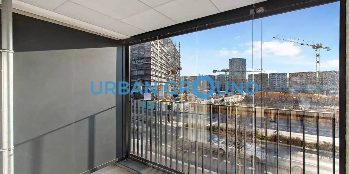Etagenwohnung Berlin Mitte - 3 Zimmer, 83 m&sup2;, 1.971&euro; | Angebot:26569433
