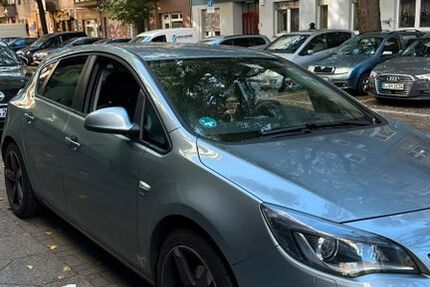 Opel Astra 208.000 km 4.700 &euro; Berlin 13347